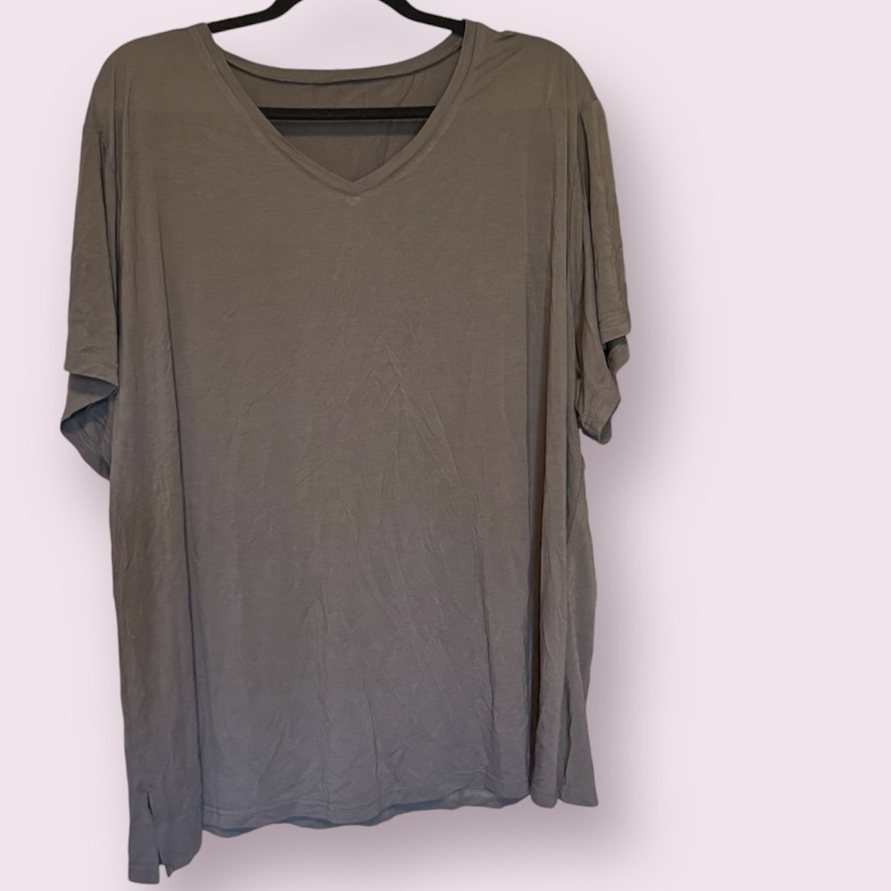 Latuza Grey V-Neck T-Shirt